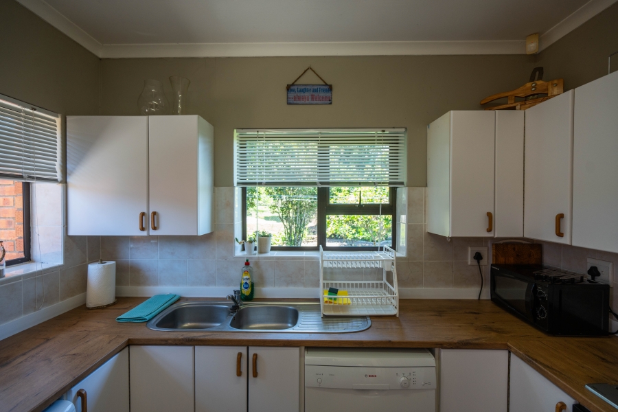 3 Bedroom Property for Sale in Seafield Eastern Cape